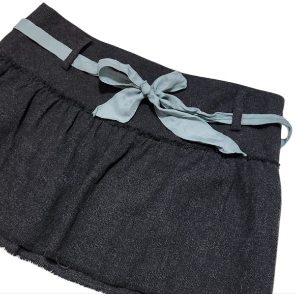 American Eagle Outfitter Vintage Grey Black Skirt With Original Blue Belt - Picture 5 of 7